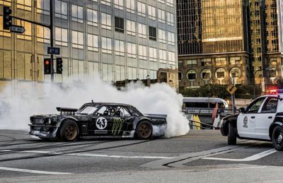 Video: Ultimate Drift - Ken Block - With 1965 Ford Mustang