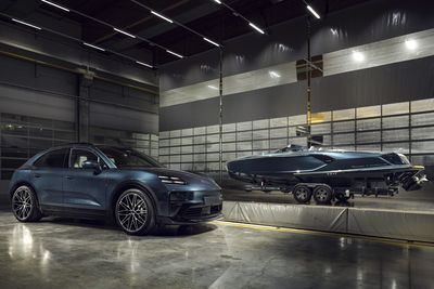 From Zuffenhausen to open water: Porsche builds a boat to make an awesome pairing for a custom Macan. Nice.